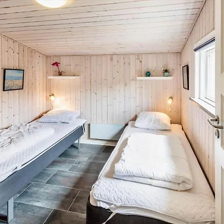 Ve179-vejers-strand-vibevej-2 *